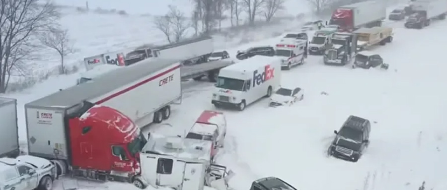 美国多地遭遇冬季风暴：航空+港口+铁路全方位停摆